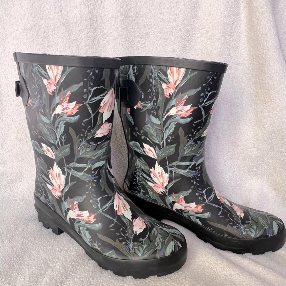 Women’s Rainboots